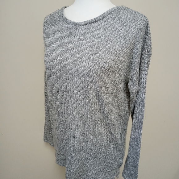 American Eagle Heather Gray Tweed Sweater Petite - Picture 2 of 13
